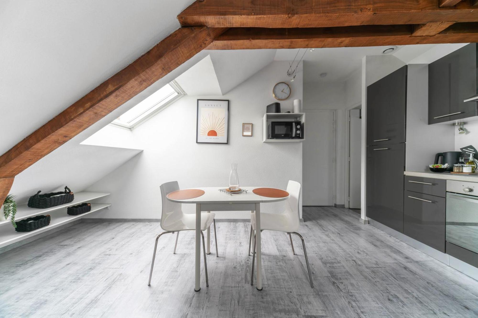 Residence La Provence - Appartements Proches Centre Ville Виши Екстериор снимка