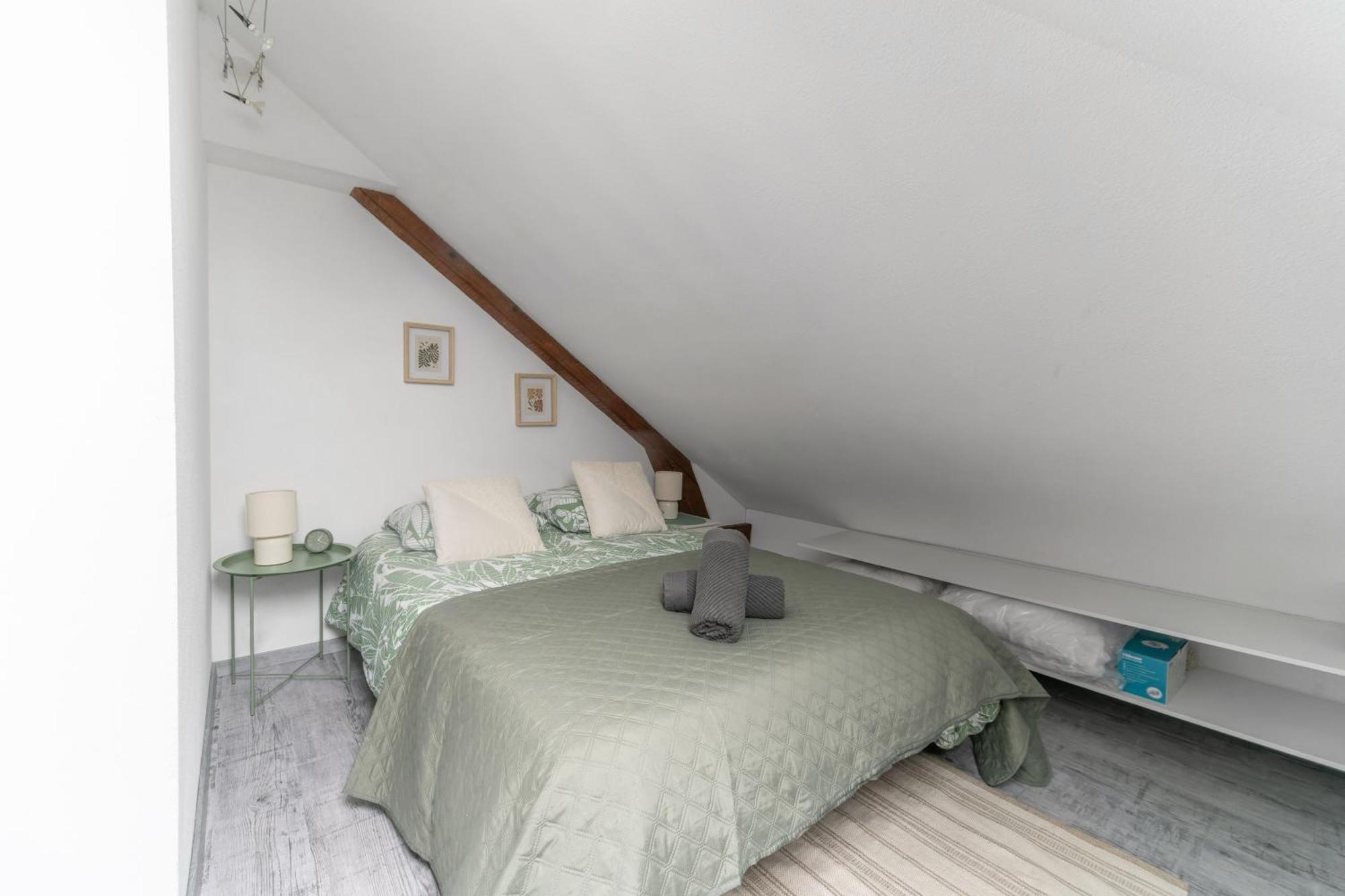 Residence La Provence - Appartements Proches Centre Ville Виши Екстериор снимка