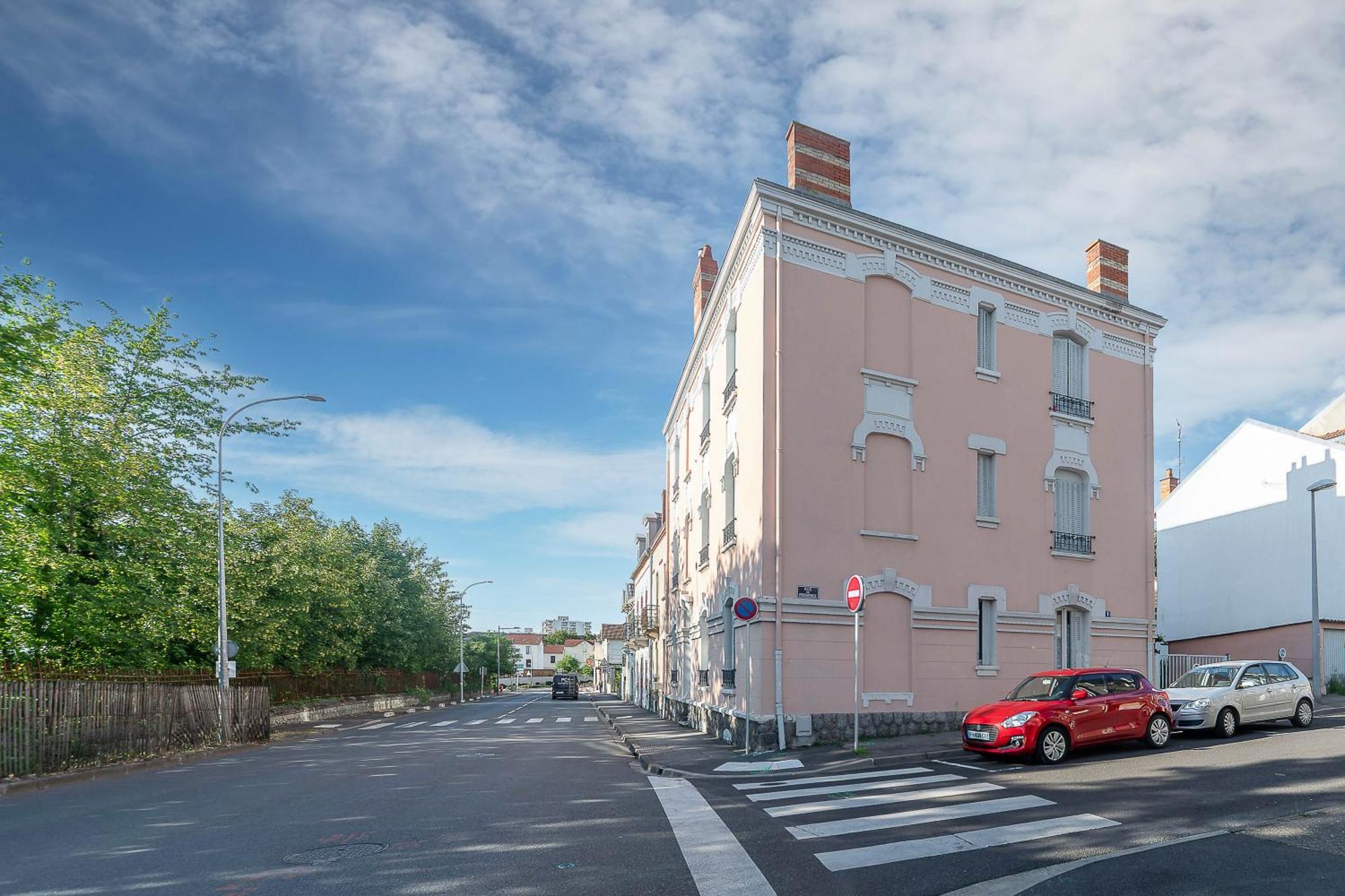 Residence La Provence - Appartements Proches Centre Ville Виши Екстериор снимка